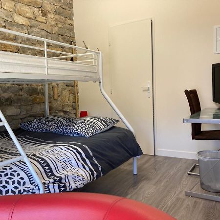 La Chambre Du Tonneau Montigny-sur-l'Ain Экстерьер фото