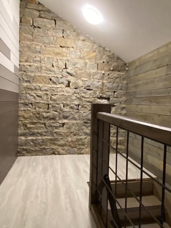 La Chambre Du Tonneau Montigny-sur-l'Ain Экстерьер фото