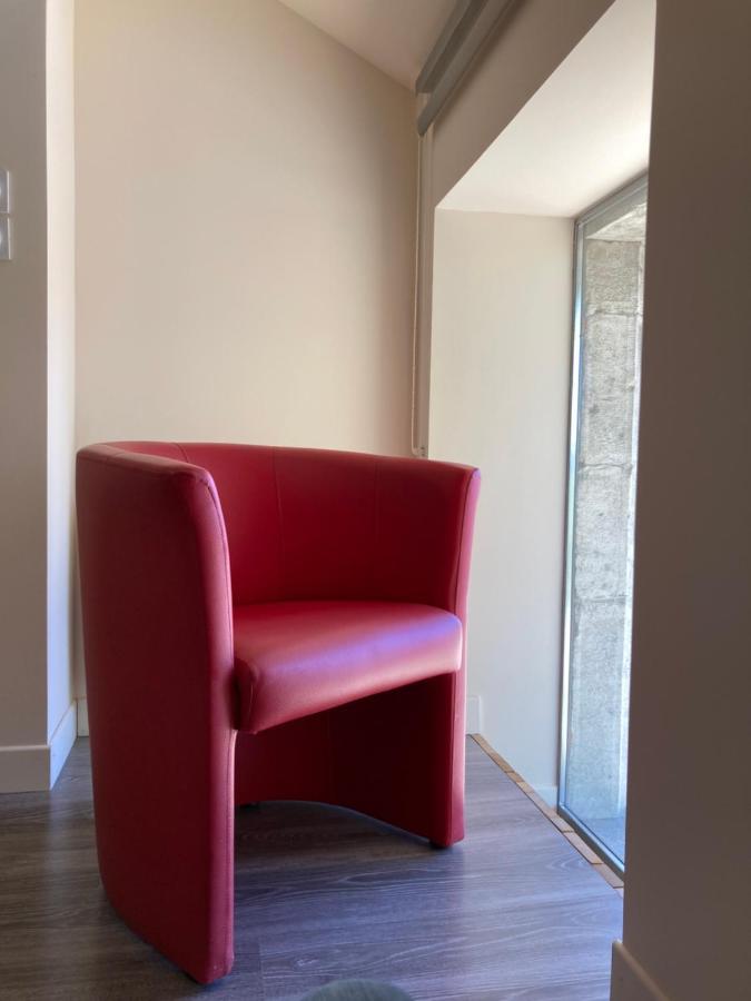 La Chambre Du Tonneau Montigny-sur-l'Ain Экстерьер фото